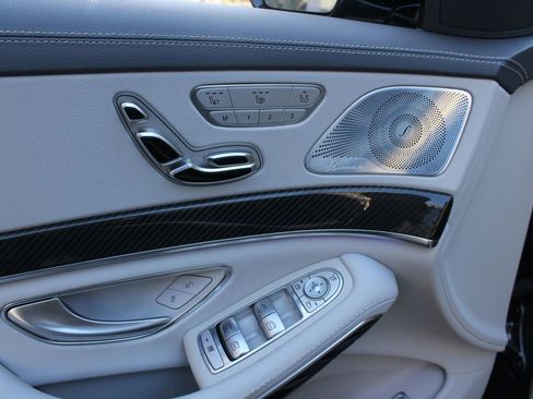 Used 2014 Mercedes-Benz S 63 AMG 4MATIC Sedan w/ Rear Seat Package image 19