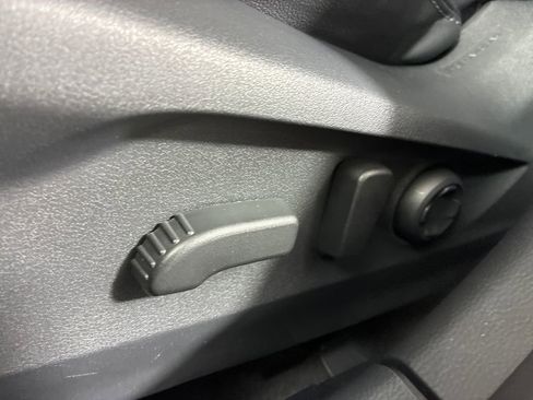 Used 2023 Subaru Outback Limited image 25