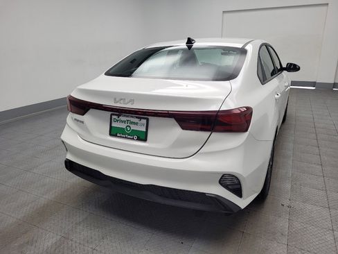 Used 2024 Kia Forte LXS FWD image 7