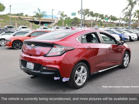 Used 2019 Chevrolet Volt LT image 6