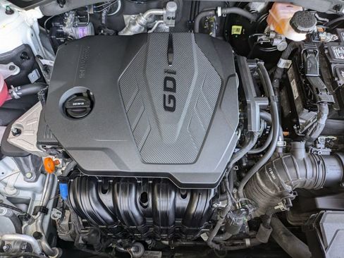 Used 2023 Hyundai Santa Fe SEL image 34