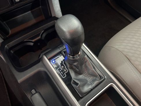 Used 2021 Toyota Tacoma SR5 w/ Technology Package image 14