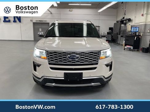 Used 2019 Ford Explorer Platinum image 6