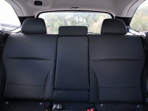 Used 2018 Subaru Outback 2.5i Premium image 35