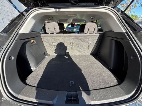 Used 2025 Chevrolet TrailBlazer LT image 31