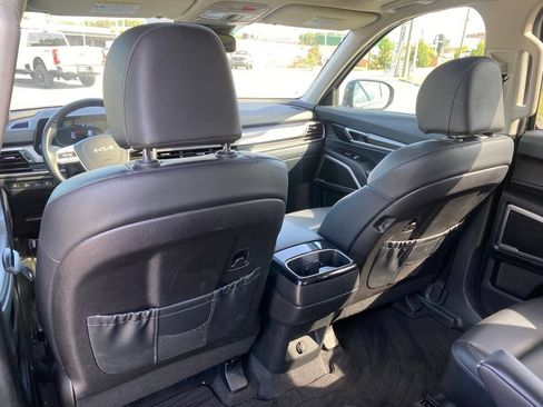 Used 2025 Kia Telluride S AWD/4WD image 30