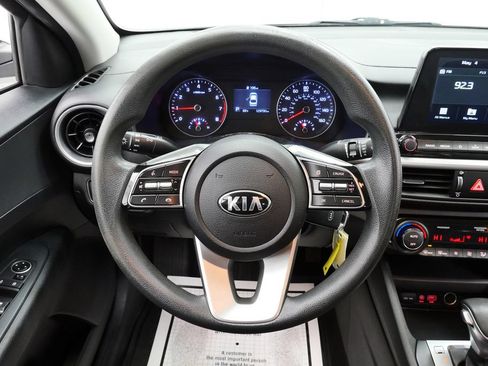 Used 2019 Kia Forte LXS FWD image 21