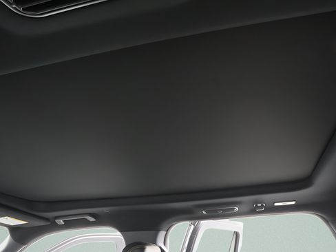 Used 2025 Ford Expedition Tremor AWD/4WD image 10