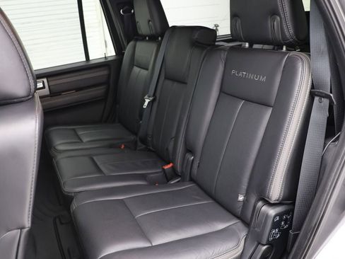 Used 2015 Ford Expedition Platinum image 15