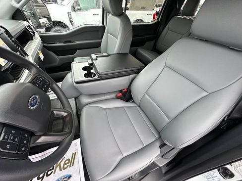 New 2026 Ford F350 XL w/ 360-Degree Camera Package image 18