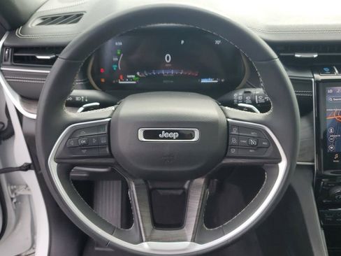 Used 2024 Jeep Grand Cherokee Limited 4xe AWD/4WD image 31