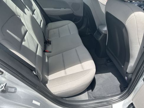 Used 2018 Hyundai Elantra SEL FWD image 23