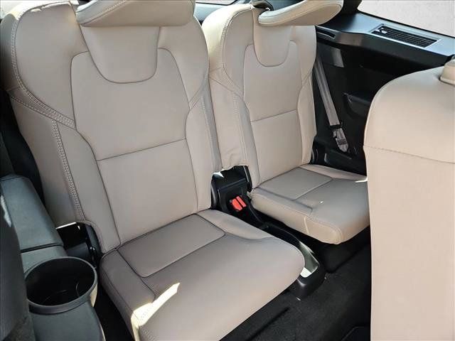 Used 2026 Volvo XC90 B6 Ultra w/ Protection Package AWD/4WD image 21