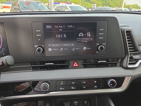 Used 2023 Kia Sportage LX AWD/4WD image 26