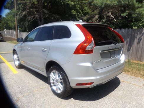 Used 2015 Volvo XC60 3.2 Premier Plus AWD/4WD image 3