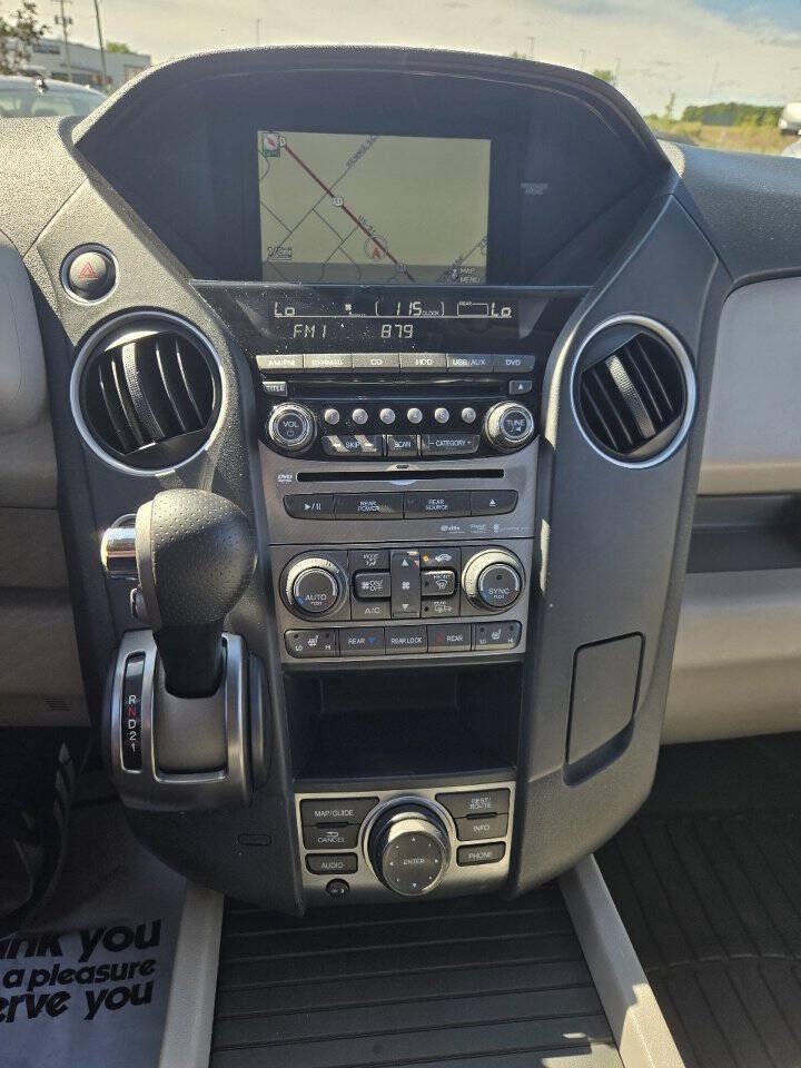 Used 2015 Honda Pilot Touring image 19