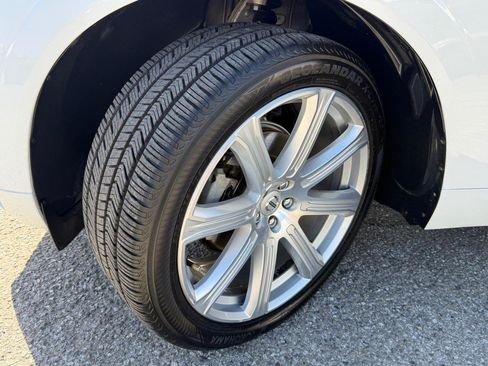 Used 2022 Volvo XC60 B5 Momentum AWD/4WD image 62
