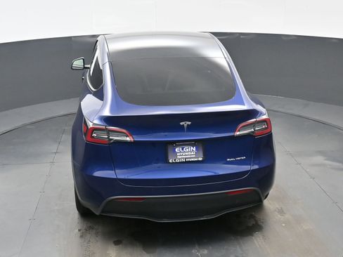 Used 2023 Tesla Model Y Long Range image 35