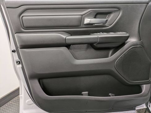 Used 2026 RAM 1500 Express AWD/4WD image 8