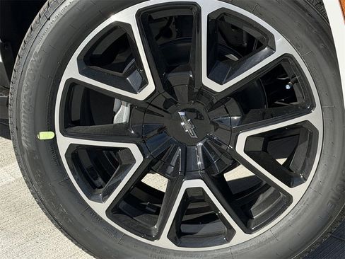 New 2026 Chevrolet Tahoe RST image 9