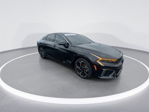 Used 2025 Kia K5 GT-Line image 2