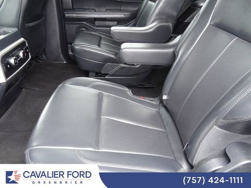 Certified 2024 Ford Expedition XLT AWD/4WD image 8