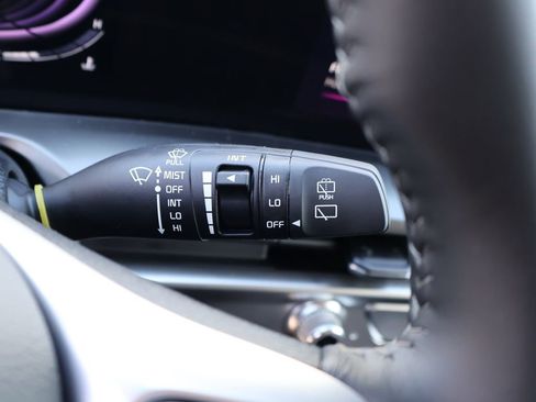 New 2025 Kia Telluride LX FWD image 35