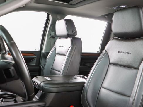 Used 2024 GMC Sierra 2500 Denali w/ Denali Reserve Package image 29