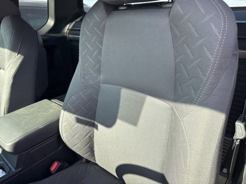 Used 2025 Toyota Tacoma SR image 10