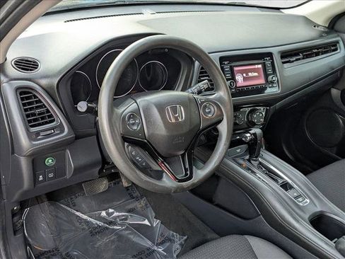 Used 2020 Honda HR-V LX image 10