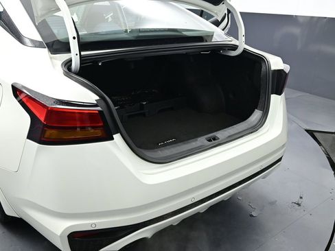 Used 2019 Nissan Altima 2.5 SV image 22