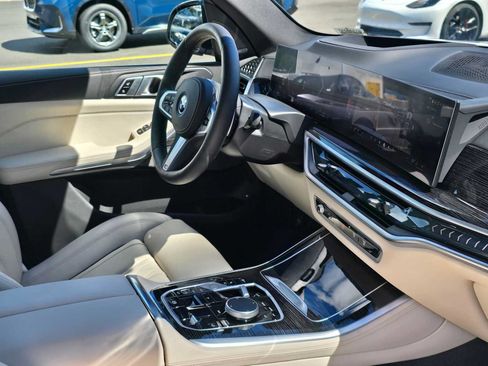 Used 2026 BMW X5 xDrive50e w/ M Sport Package AWD/4WD image 10