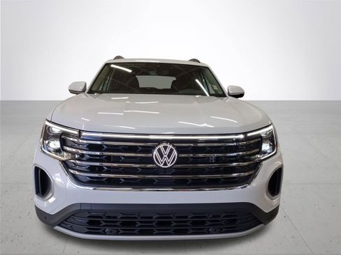 New 2026 Volkswagen Atlas SE AWD/4WD image 2