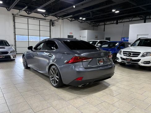 Used 2018 Lexus IS 300 AWD image 22