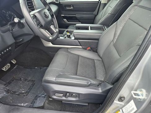 Used 2022 Toyota Tundra Limited w/ TRD Off-Road Package AWD/4WD image 18