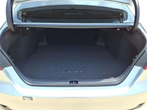 Used 2022 Toyota Camry LE w/ Carpet Mat Package (TMS) FWD image 12