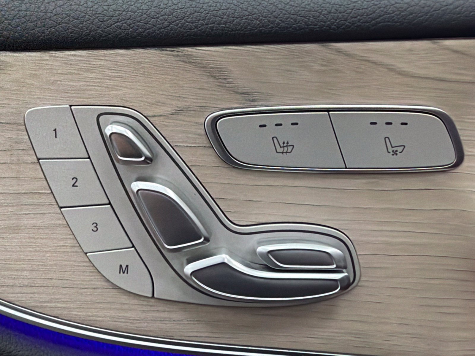 Used 2022 Mercedes-Benz E 450 Coupe image 23
