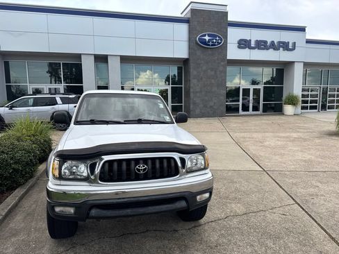 Used 2003 Toyota Tacoma PreRunner RWD image 2