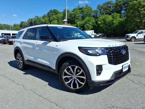 New 2026 Ford Explorer ST-Line AWD/4WD image 1