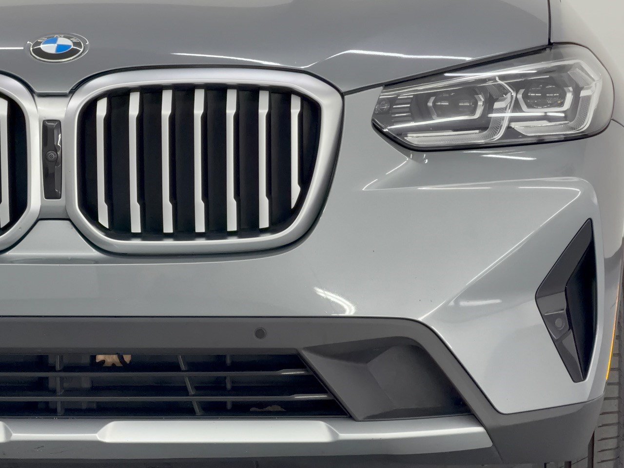 Used 2024 BMW X3 xDrive30i w/ Premium Package w/ZPA AWD/4WD image 12