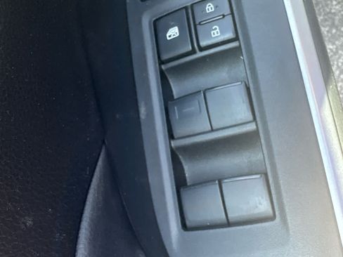 Used 2023 Toyota RAV4 LE FWD image 7