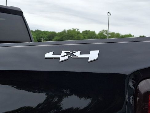 Used 2023 GMC Sierra 1500 Elevation w/ Preferred Package AWD/4WD image 30