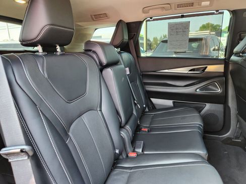Certified 2023 INFINITI QX60 Luxe w/ Performance Audio Package AWD/4WD image 16