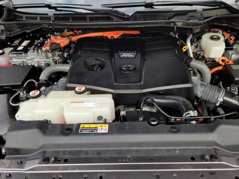 Used 2023 Toyota Sequoia Capstone image 13