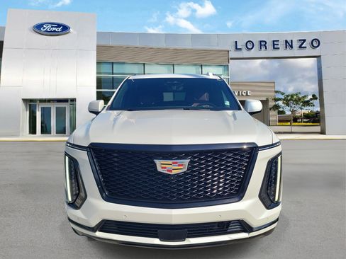 Used 2025 Cadillac Escalade ESV Sport w/ Touring Package AWD/4WD image 2