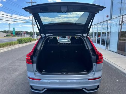 Certified 2025 Volvo XC60 B5 Plus AWD/4WD image 11