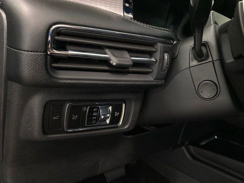 New 2025 Lincoln Corsair Reserve w/ Equipment Group 202A image 16