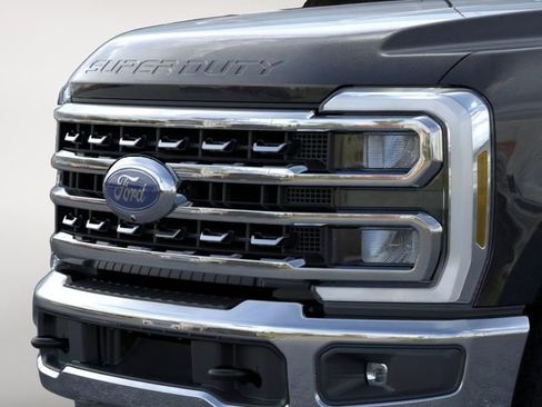 New 2026 Ford F250 4x4 Crew Cab Super Duty image 17