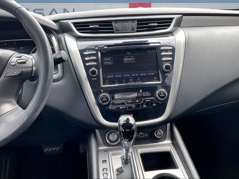 Used 2023 Nissan Murano SV FWD image 9