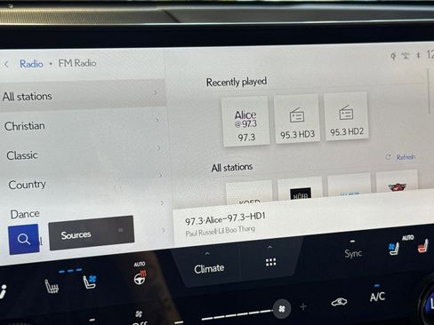 Used 2024 Lexus NX 250 FWD image 23